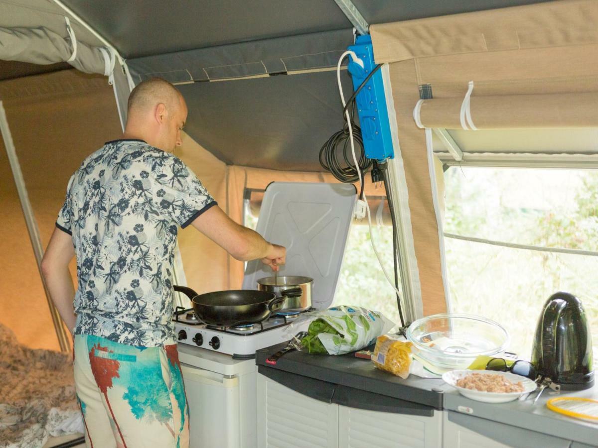 Europe Tents Camping Le Clou Meynard Ngoại thất bức ảnh